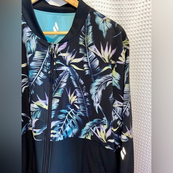Women's Skechers® GOWALK™ Wear™ Palm Breeze Reversible Bomber Jacket size XL‎ - Picture 4 of 16